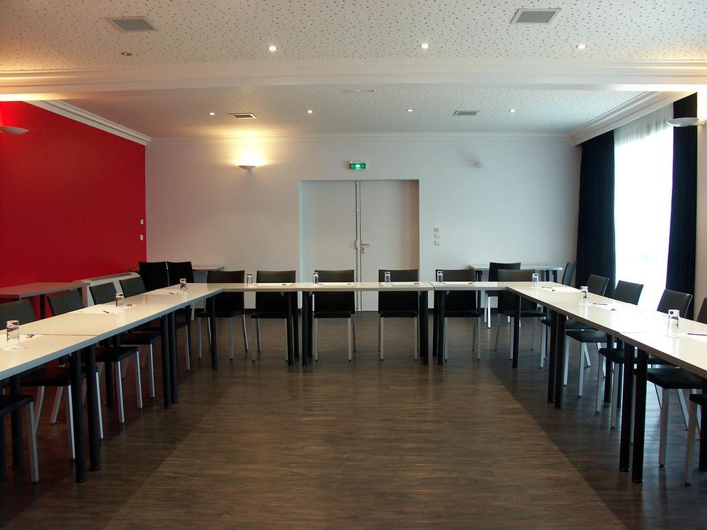 Hotel Restaurant Seminaires La Foresterie Le Mans Bagian luar foto